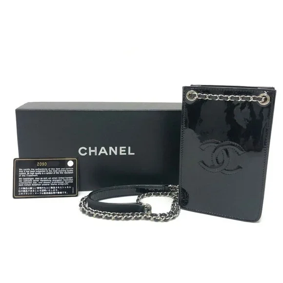 CHANEL Black Logo Shoulder Bag - Picture 16 of 16